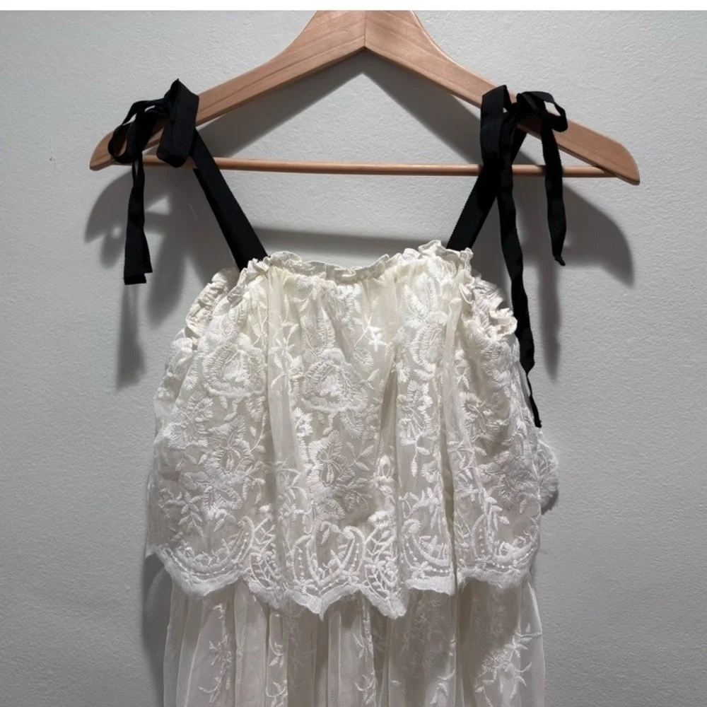 AQUA Embroidered Lace Maxi Dress Ivory Boho Romantic Size S - Picture 9 of 9